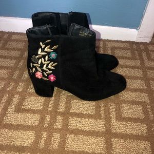 black booties